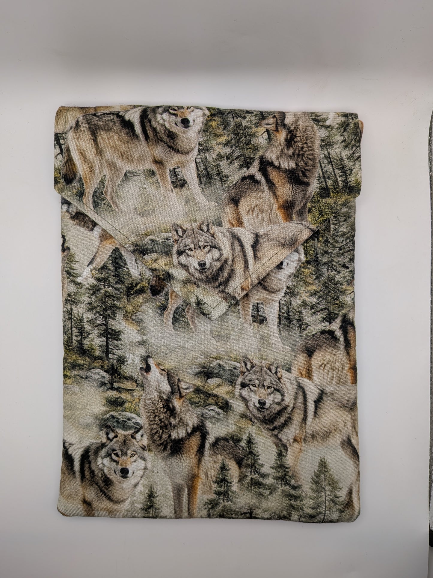 Wolf Book Sleeve