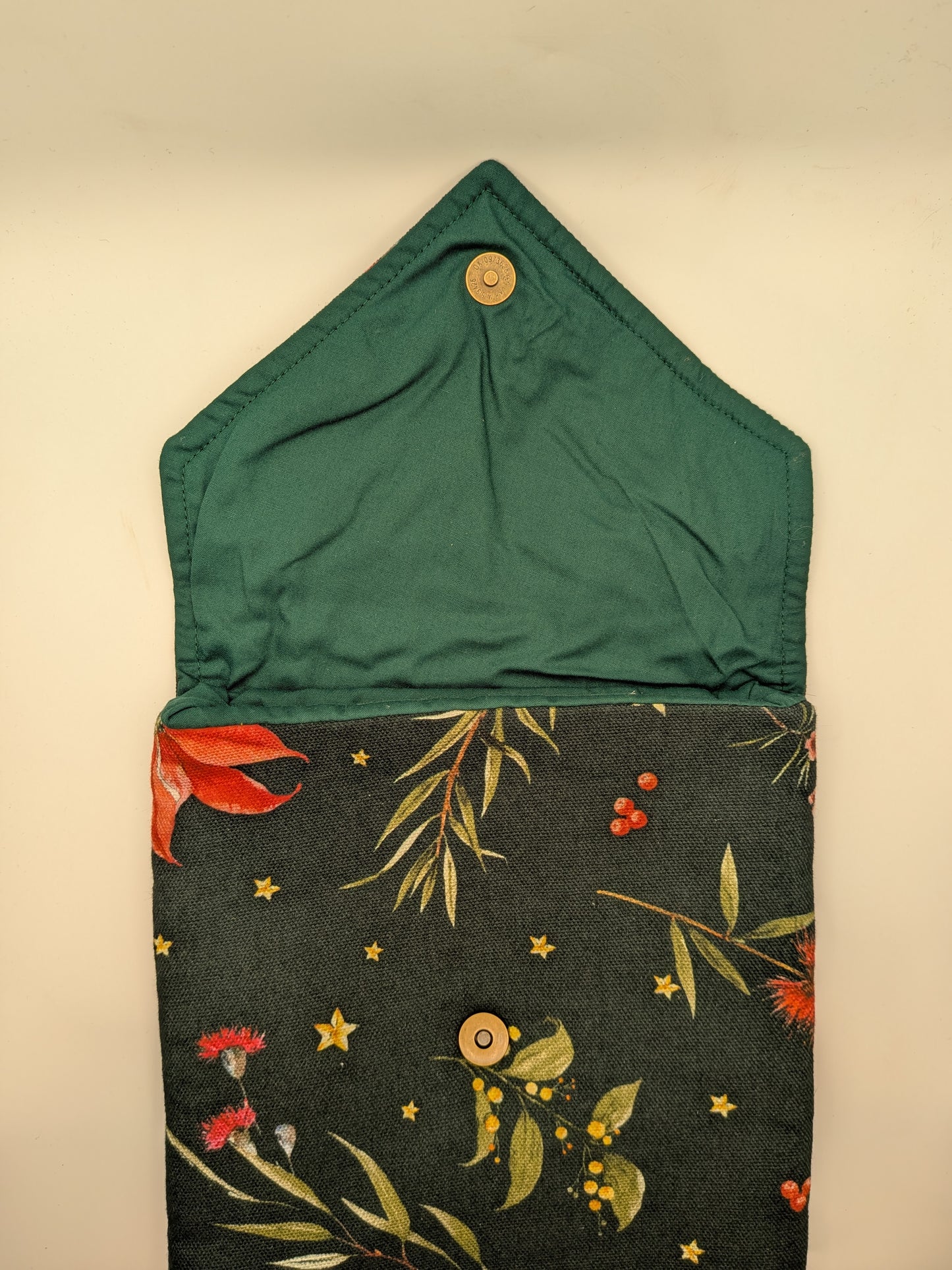 Aussie Plants Book Sleeve