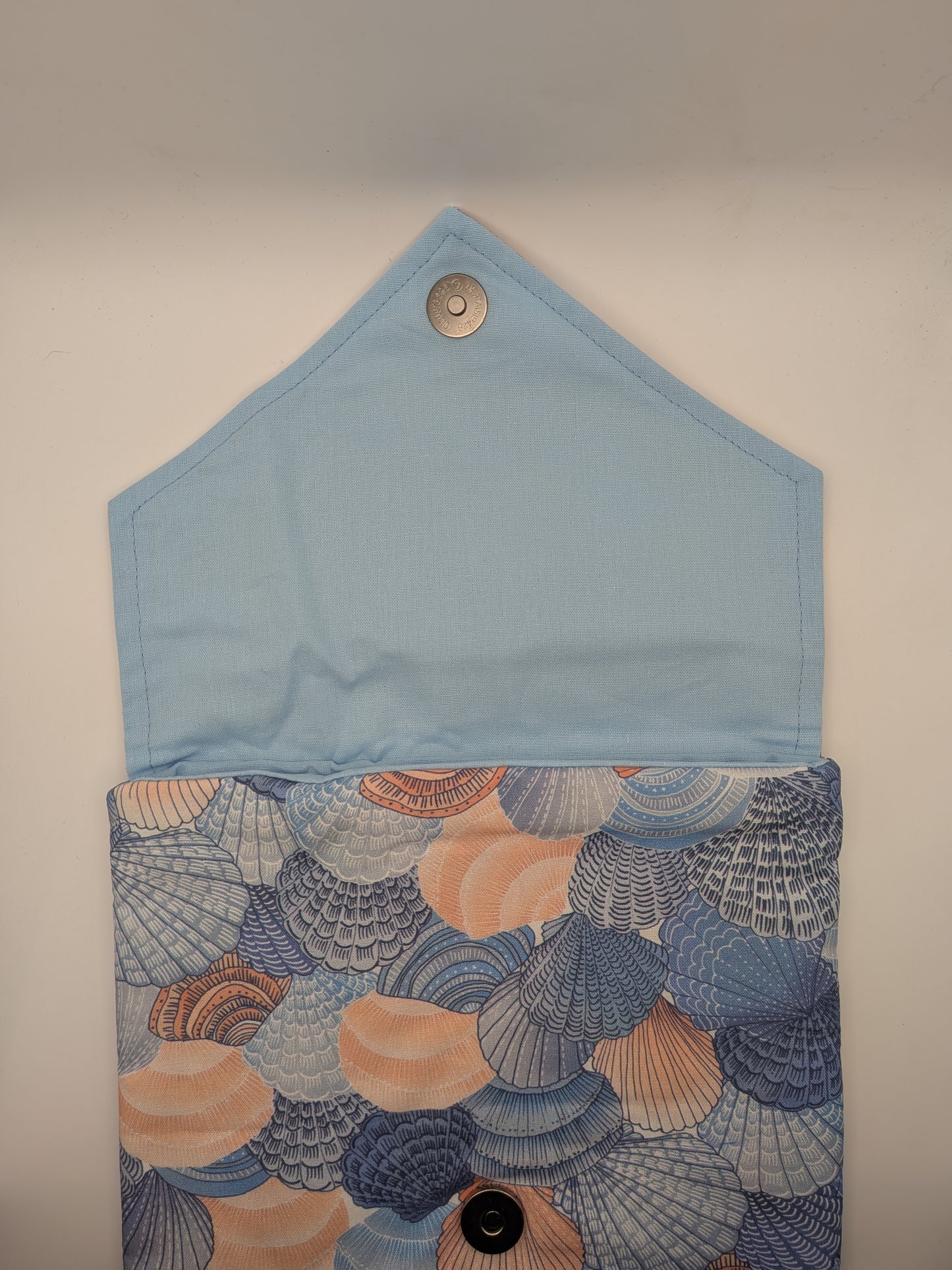 Shell Book Sleeve